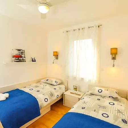 Appartamento 2bedroom Apt, Quiet Neighbourhood, 300m From Beach, Laura San Pietro di Brazza